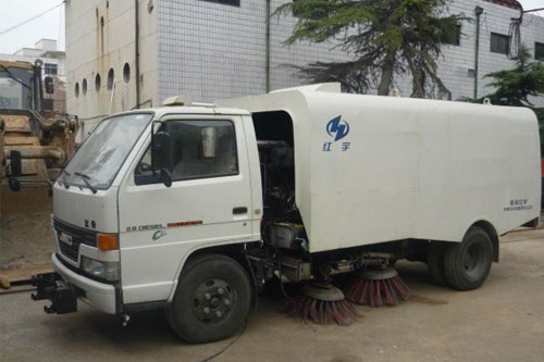 成品道路清潔車